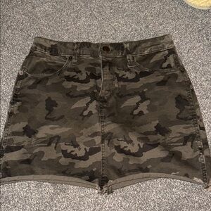 Mudd Green Brown Cargo Mini Skirt